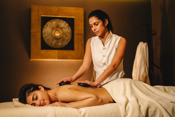 Massagem com Pedras Quentes - Image 2